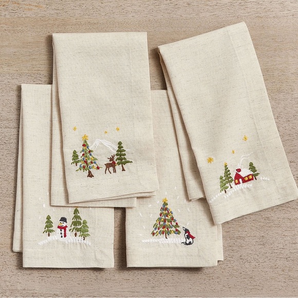 Pottery Barn Christmas in the Country Embroidered Cotton/Linen Napkins -Set of 4 - Picture 1 of 16